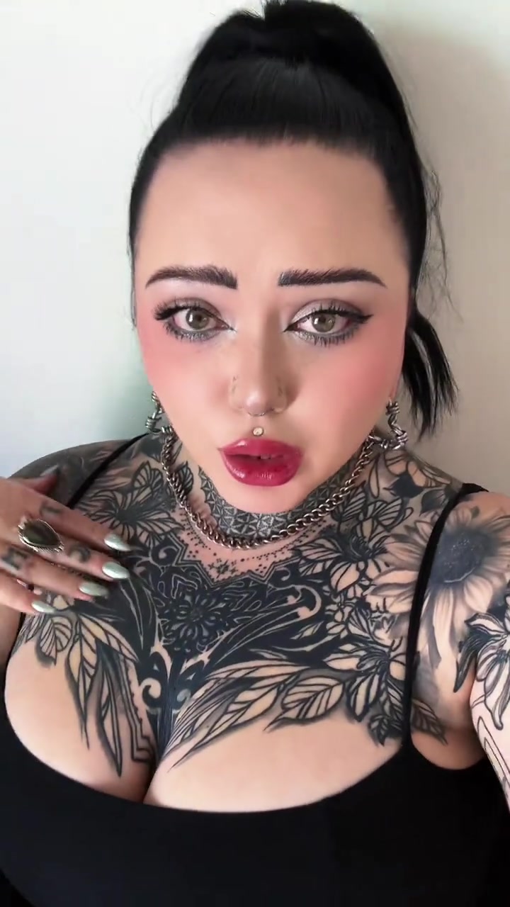 @GoddessGoth