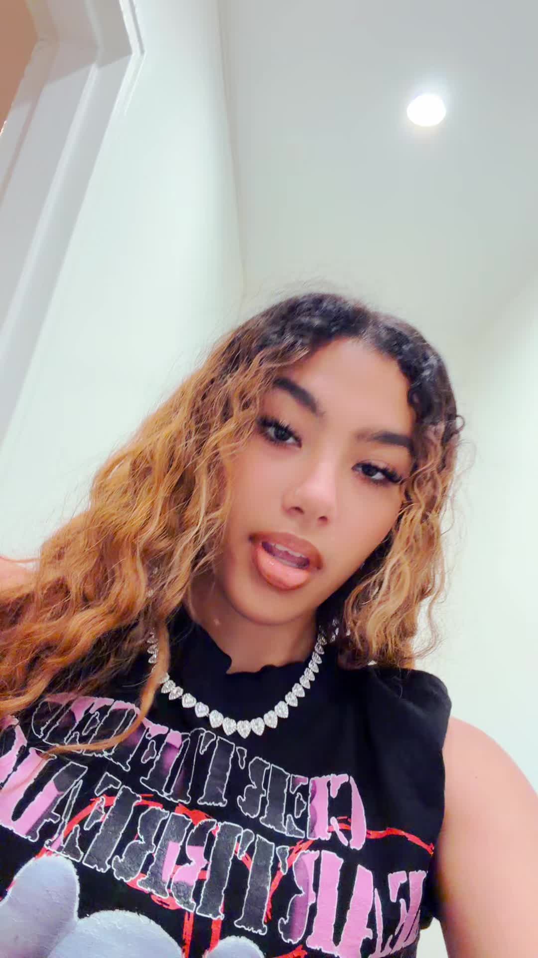 @SavieJ