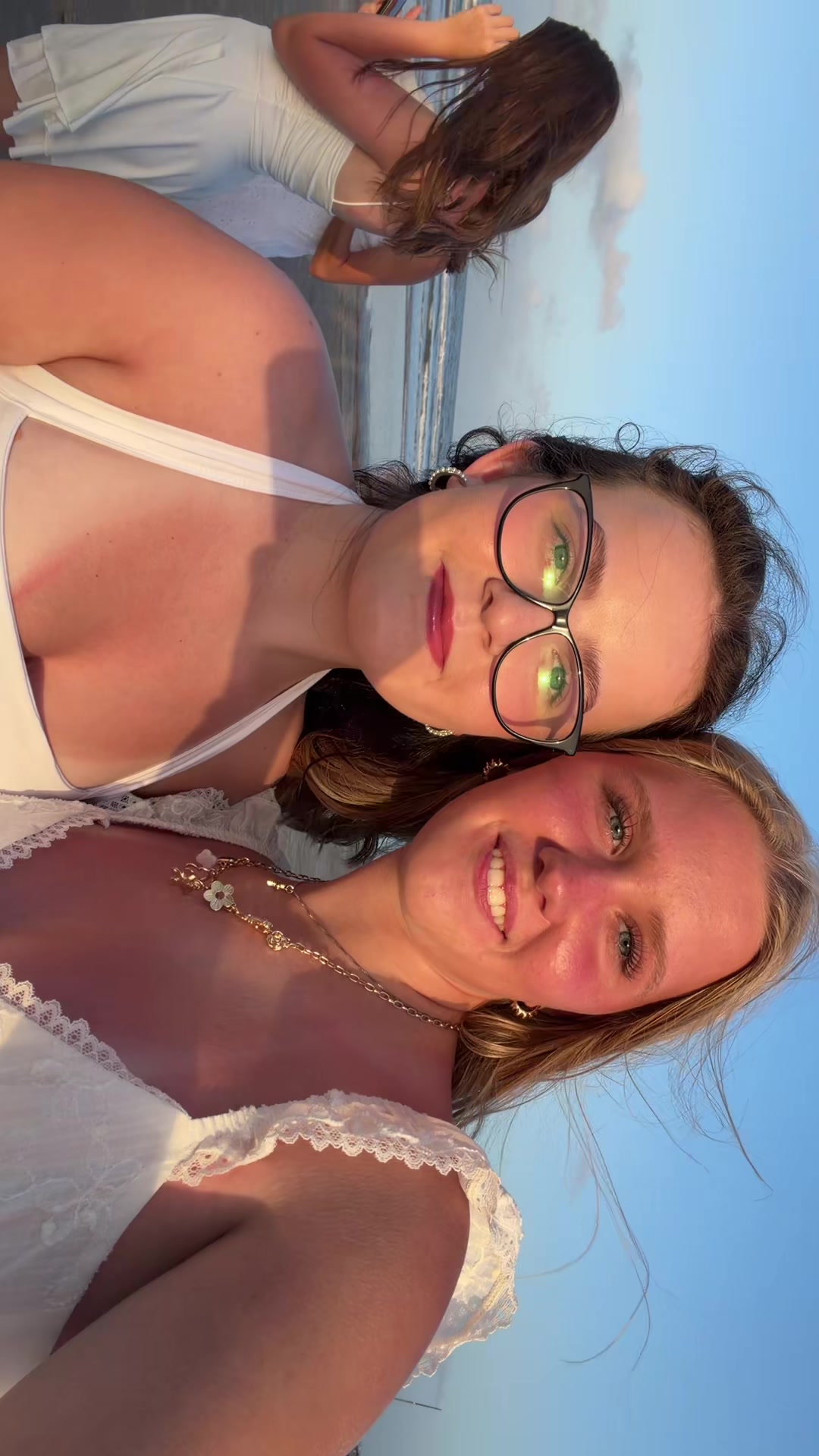 @hallie.ib27