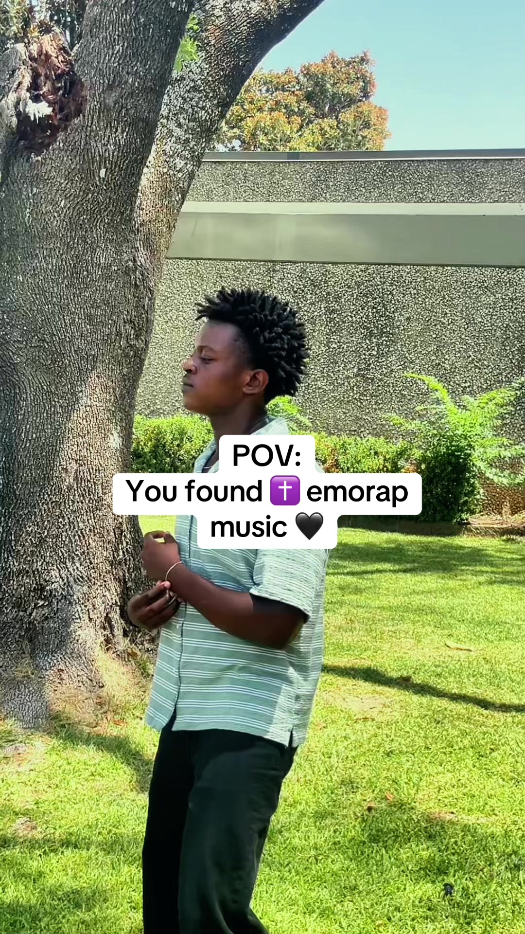 @Esaiie