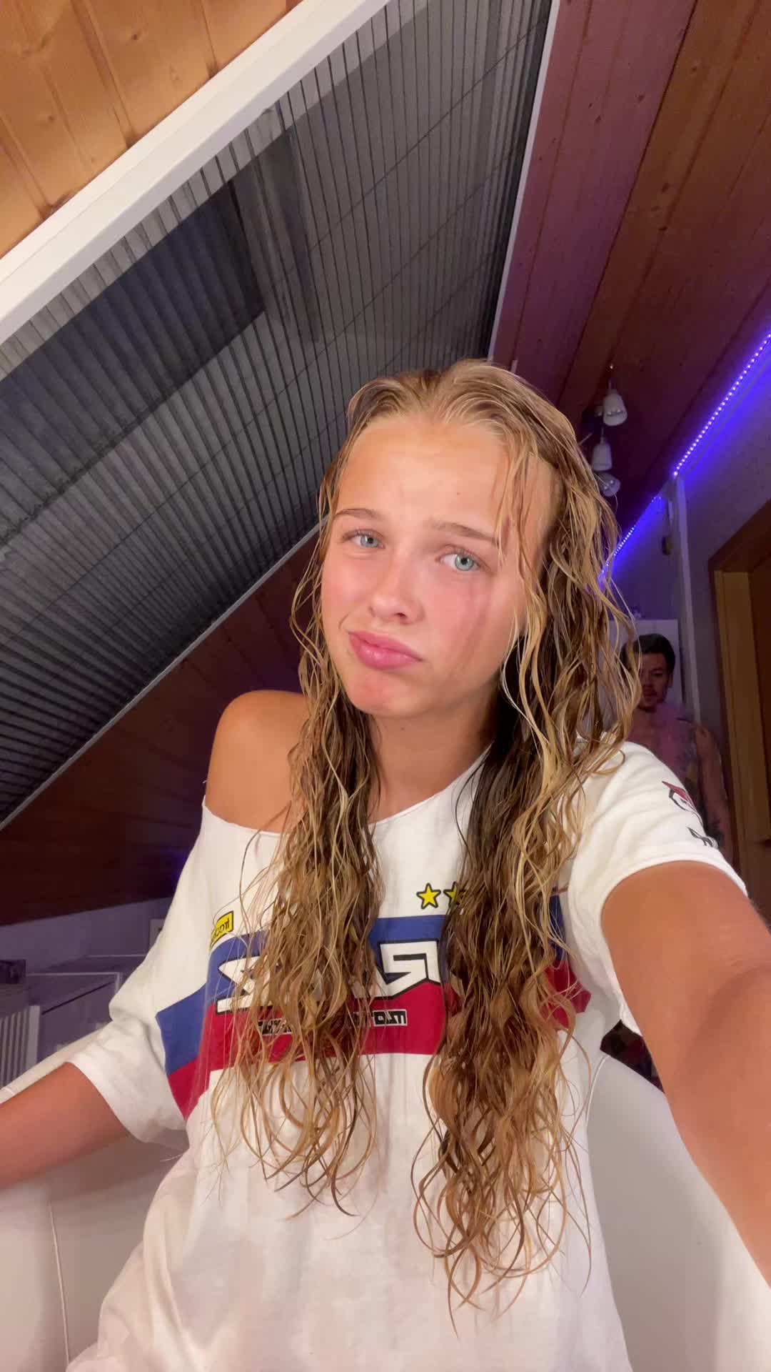 @Lena