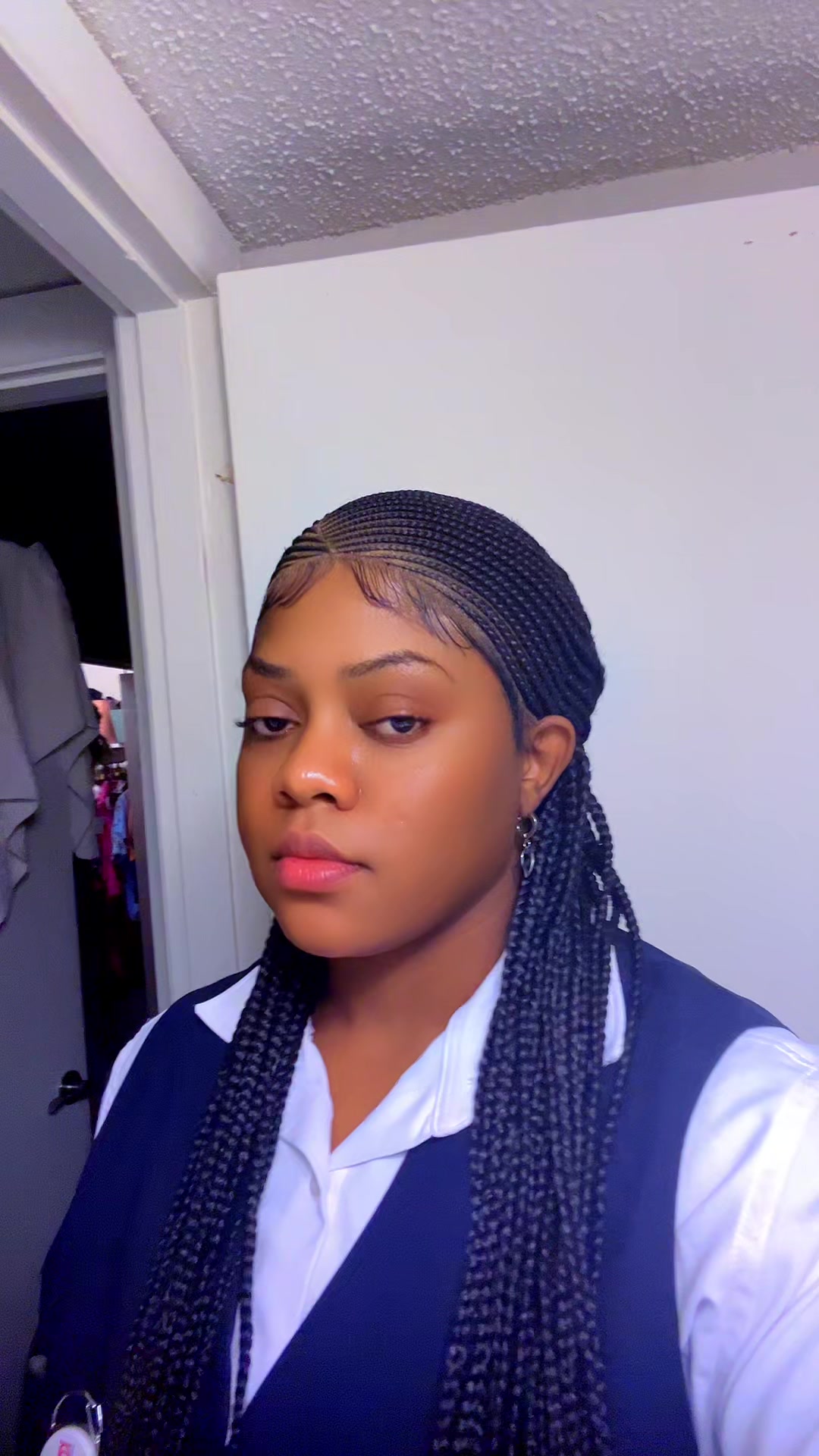 @Laura🇺🇸🇨🇲