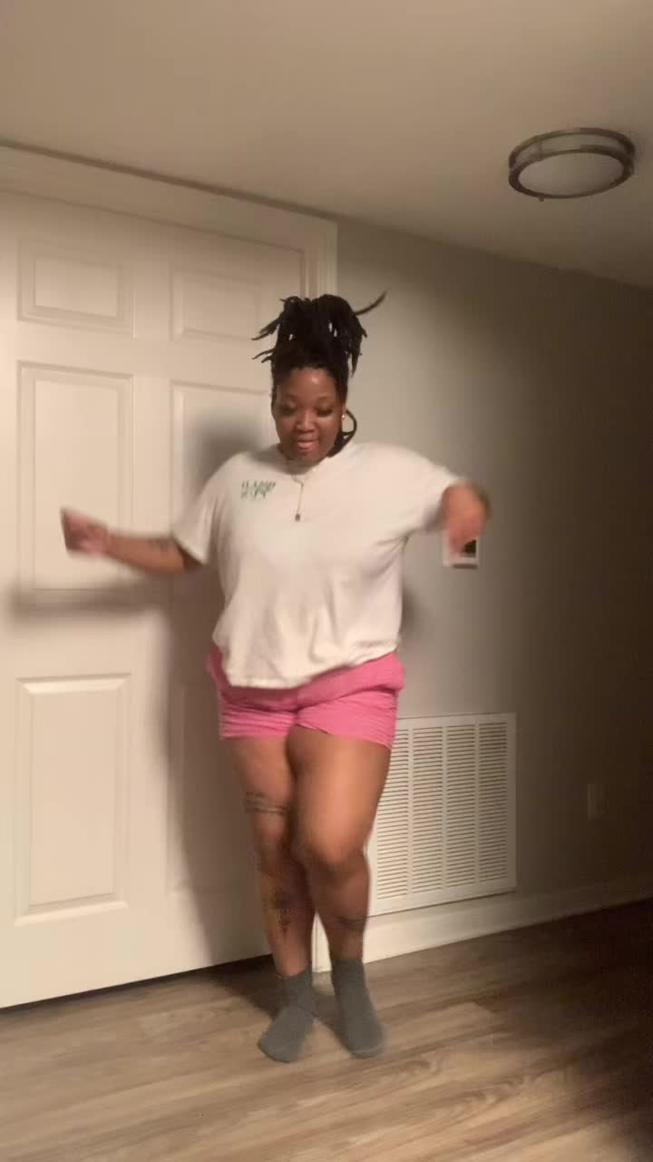 @dani-dee🦋