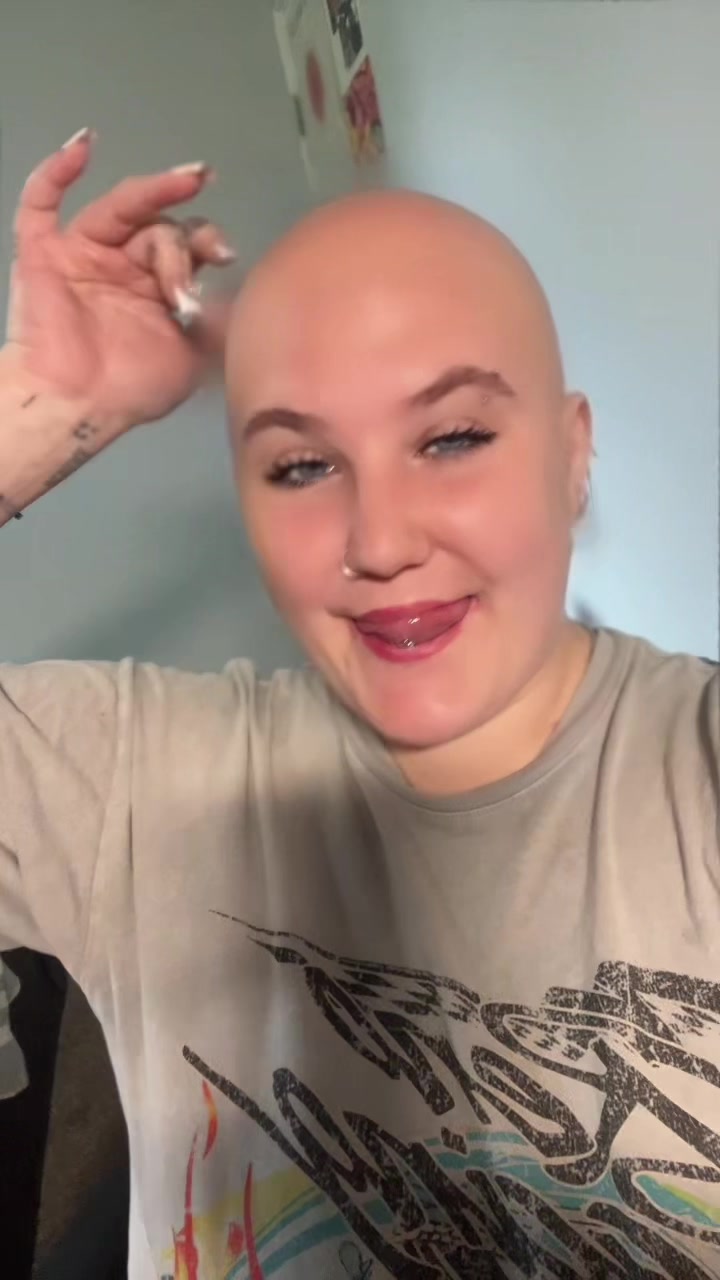 @nessawrlld