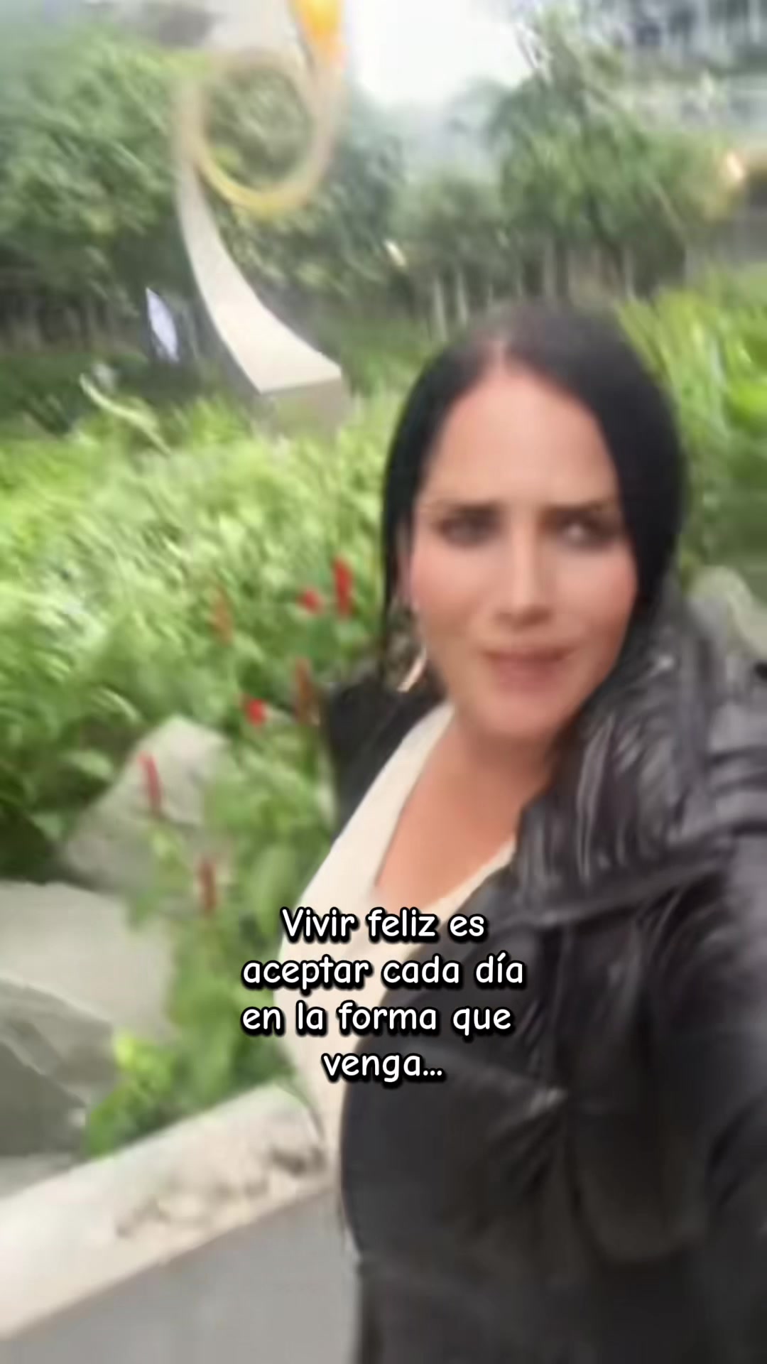 @Ángela Ruiz _ Te sigue