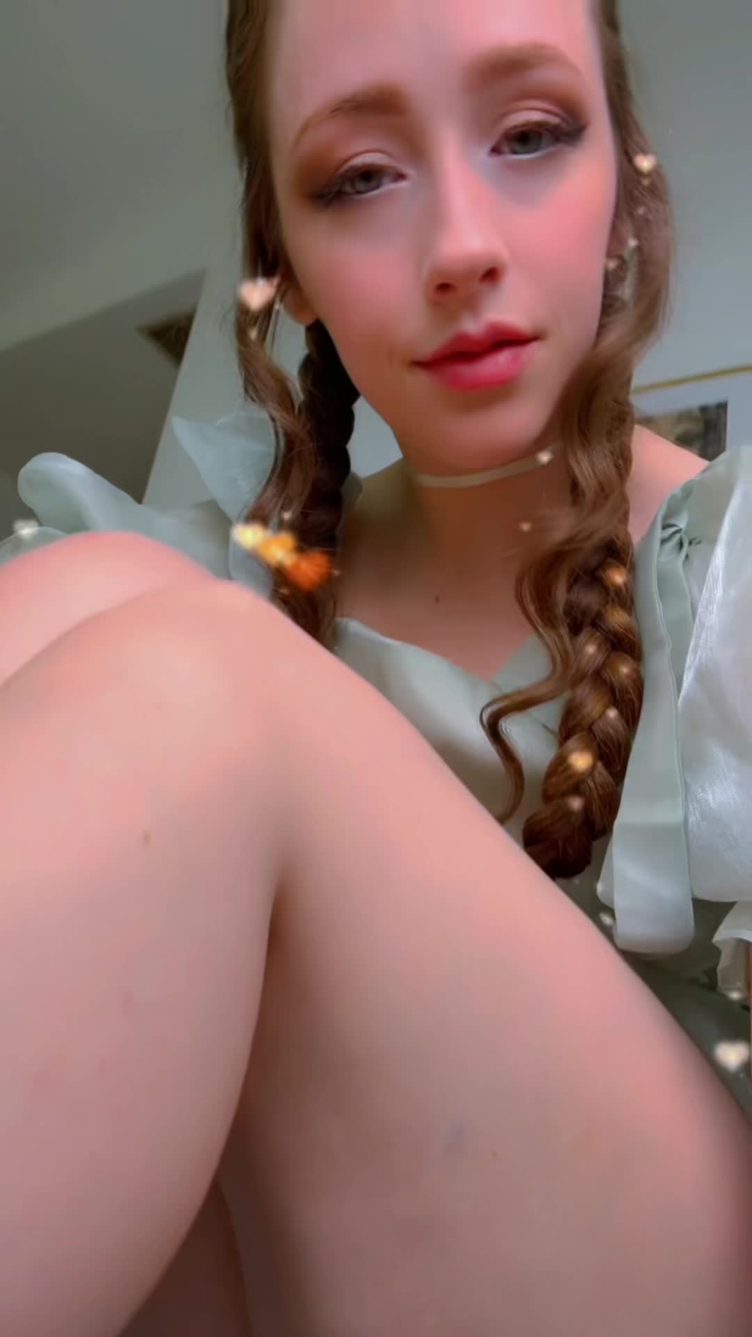 @ofchloerose