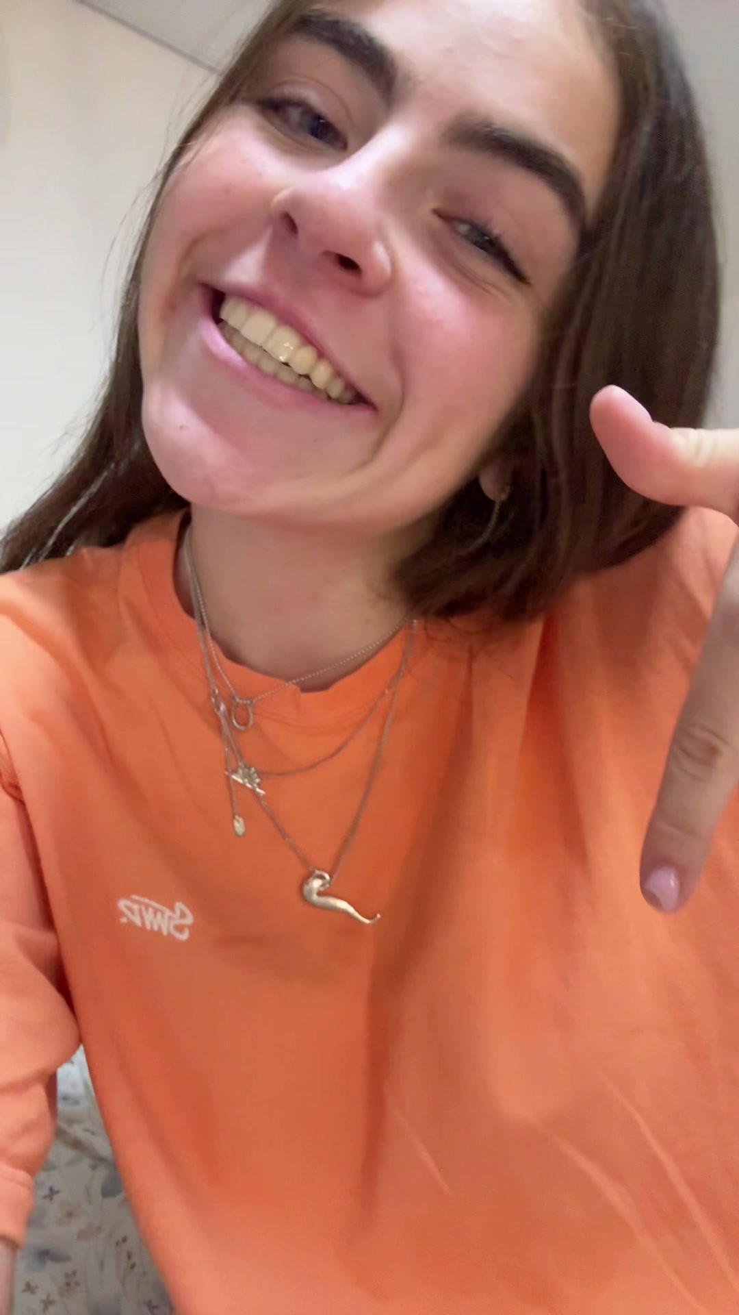 @Leeya