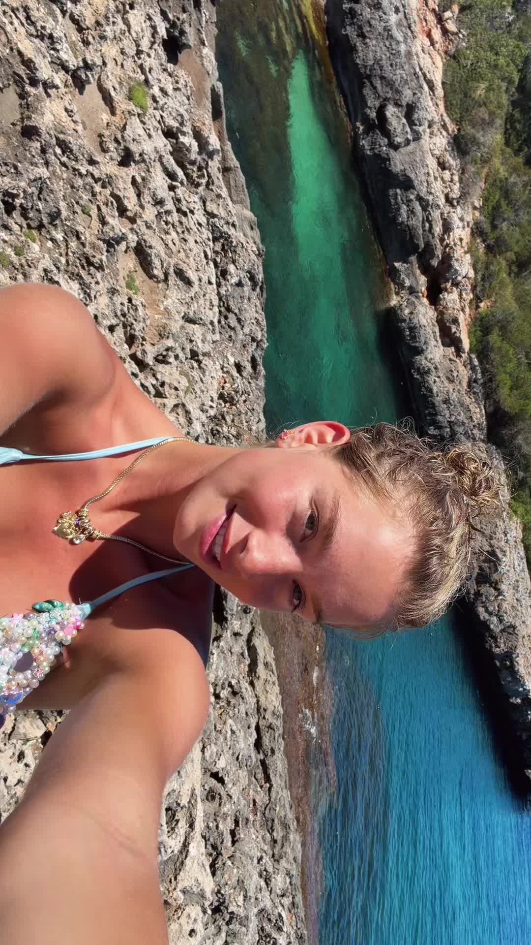 @Annadele