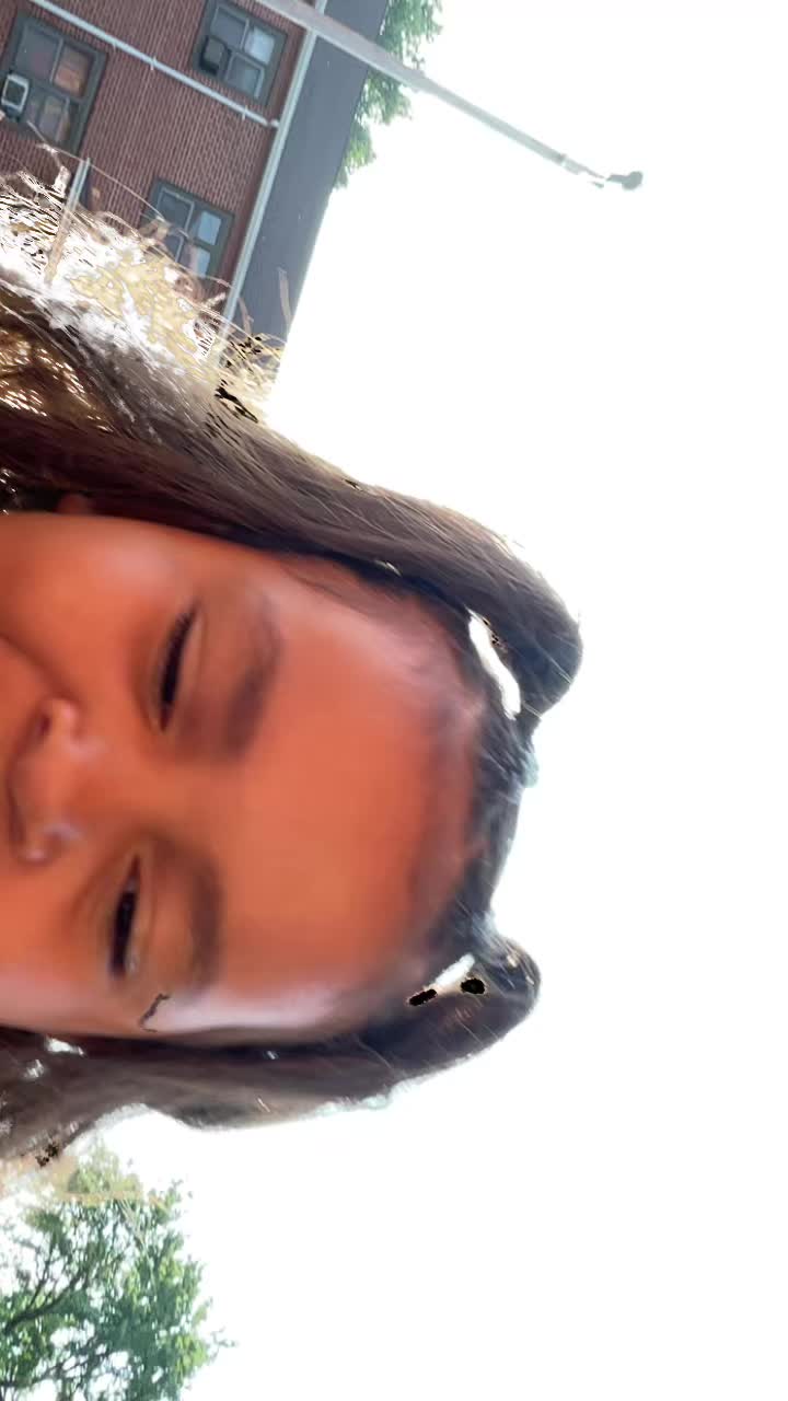 @Bella Diaz