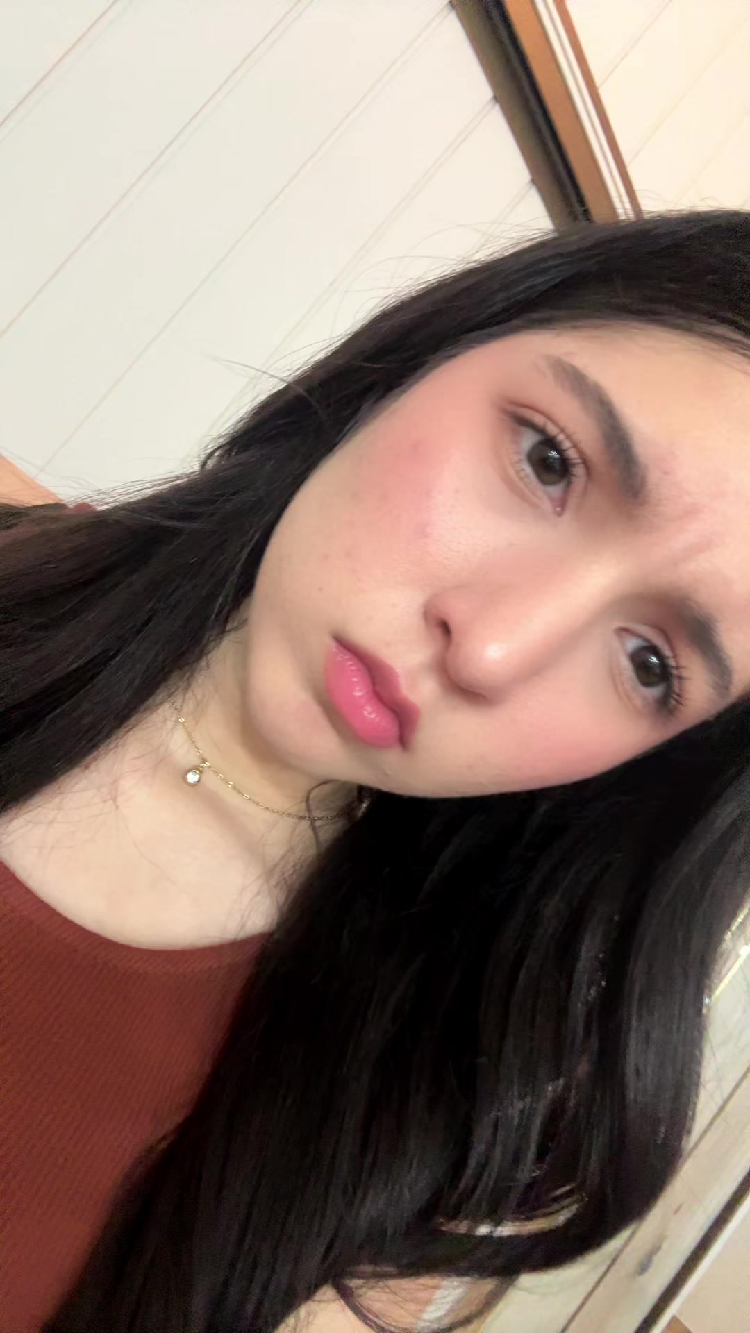 @Vicky4n