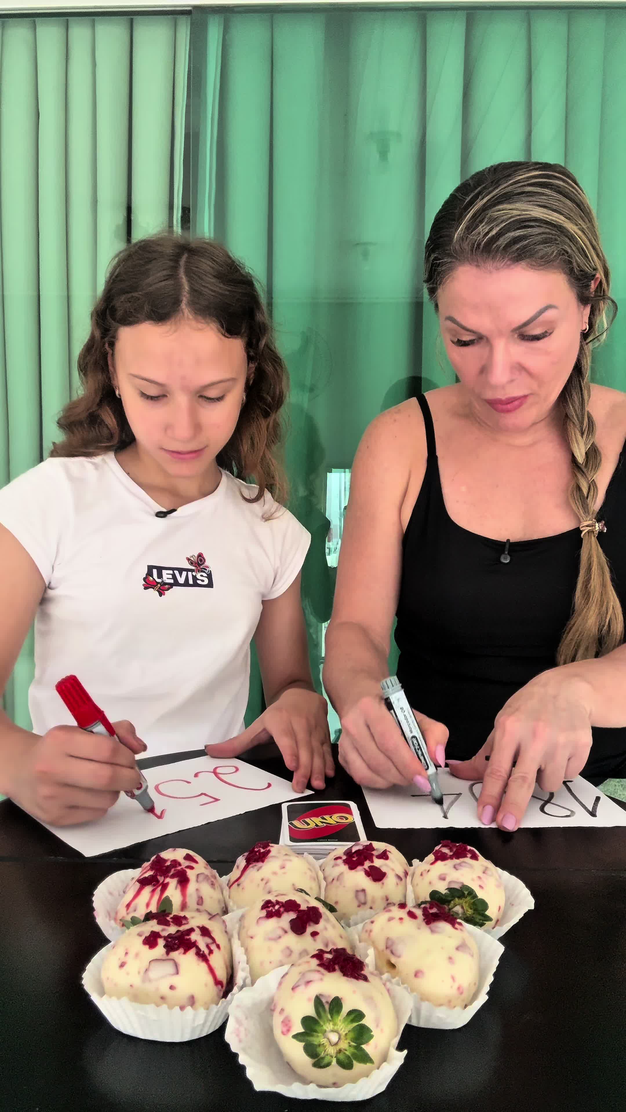 @Angella e Alice