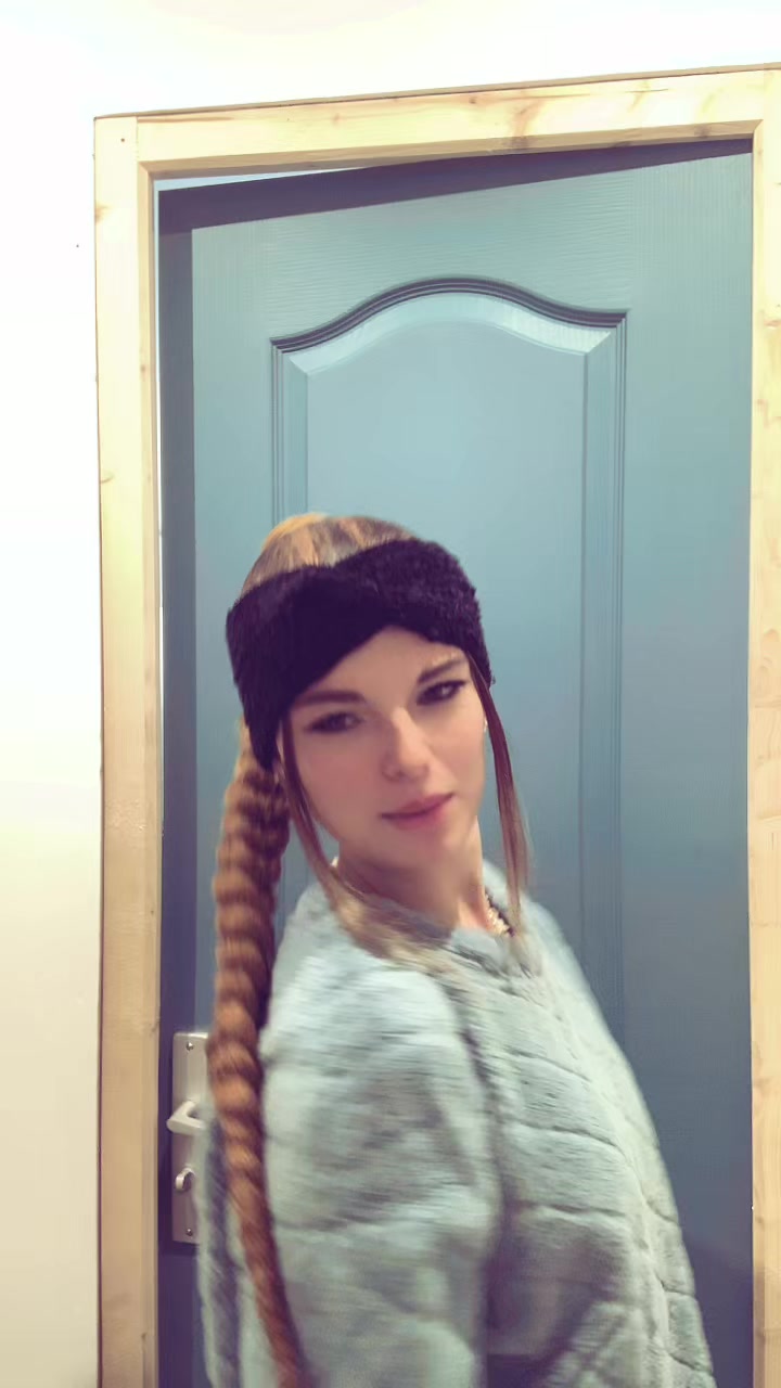 @gwen🕷️🖤💗🤍