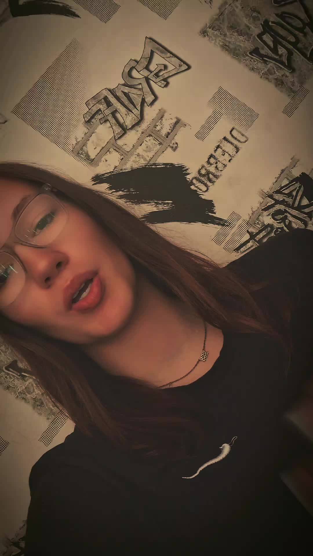 @y0urfavkimi_ brb