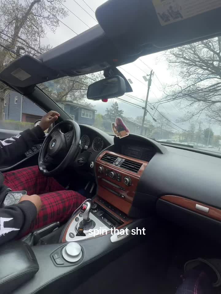 @bdotswrld