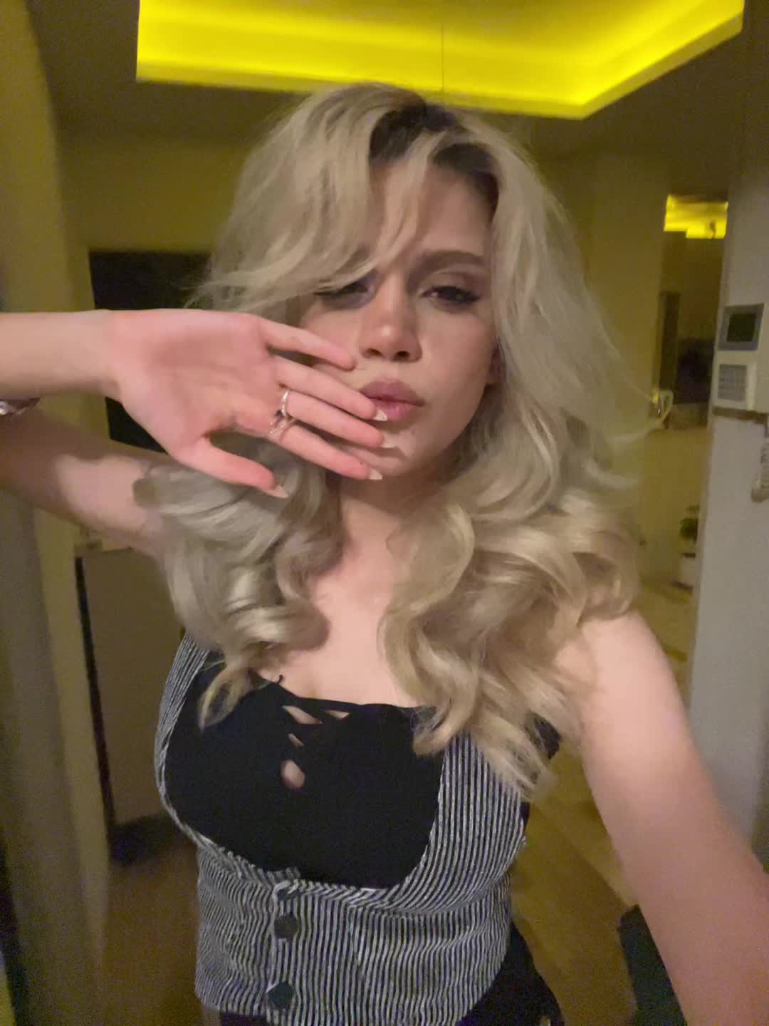 @cora.linn