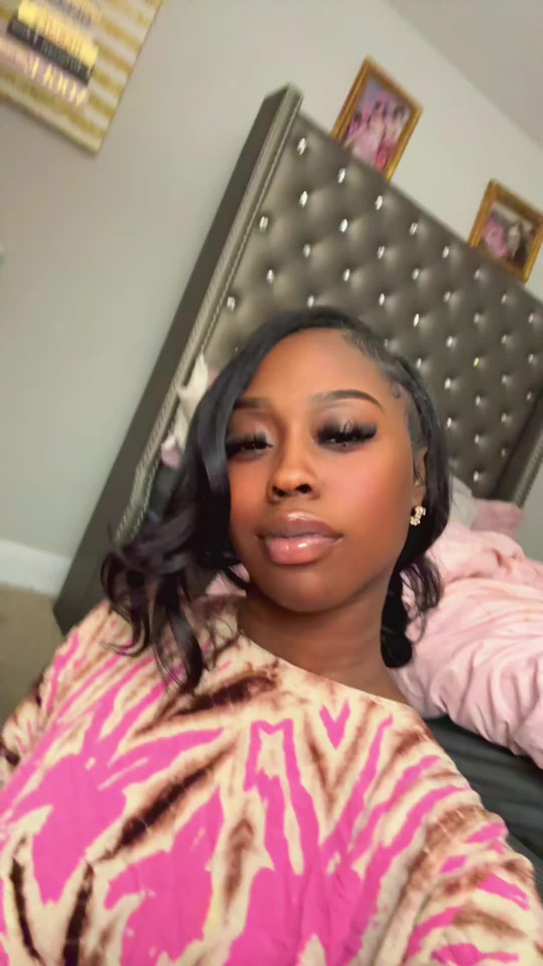 @simplyisaa__