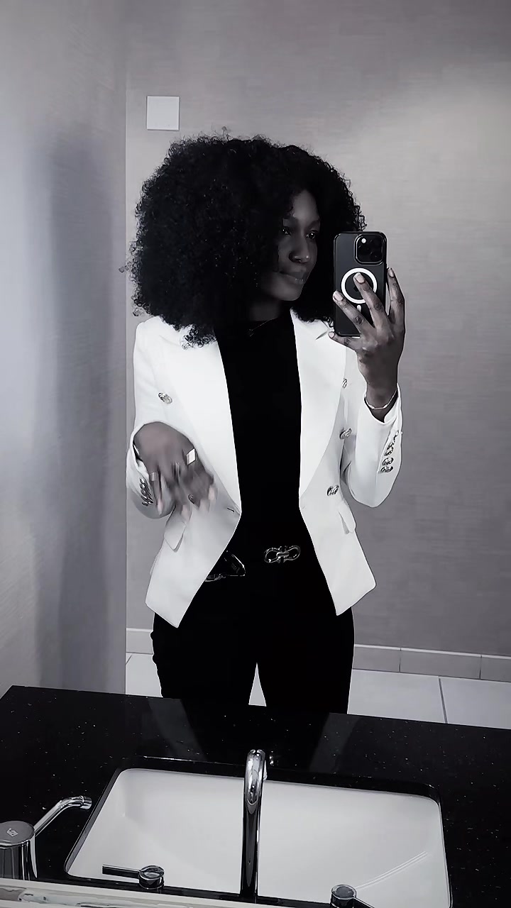 @HouseofAheilla