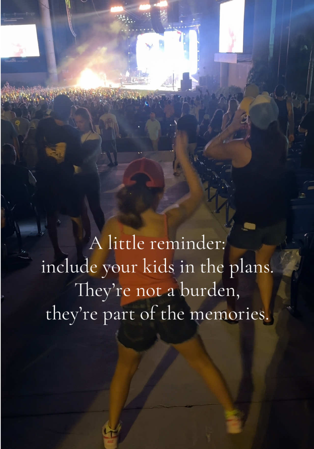 @marissa | girl mom ๐