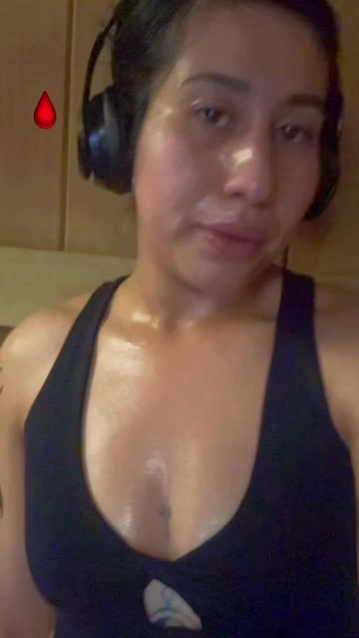 @lifeasyessy