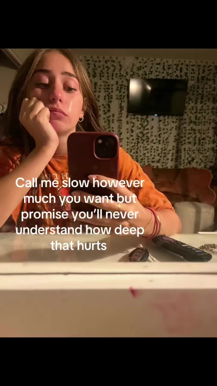 @🦦