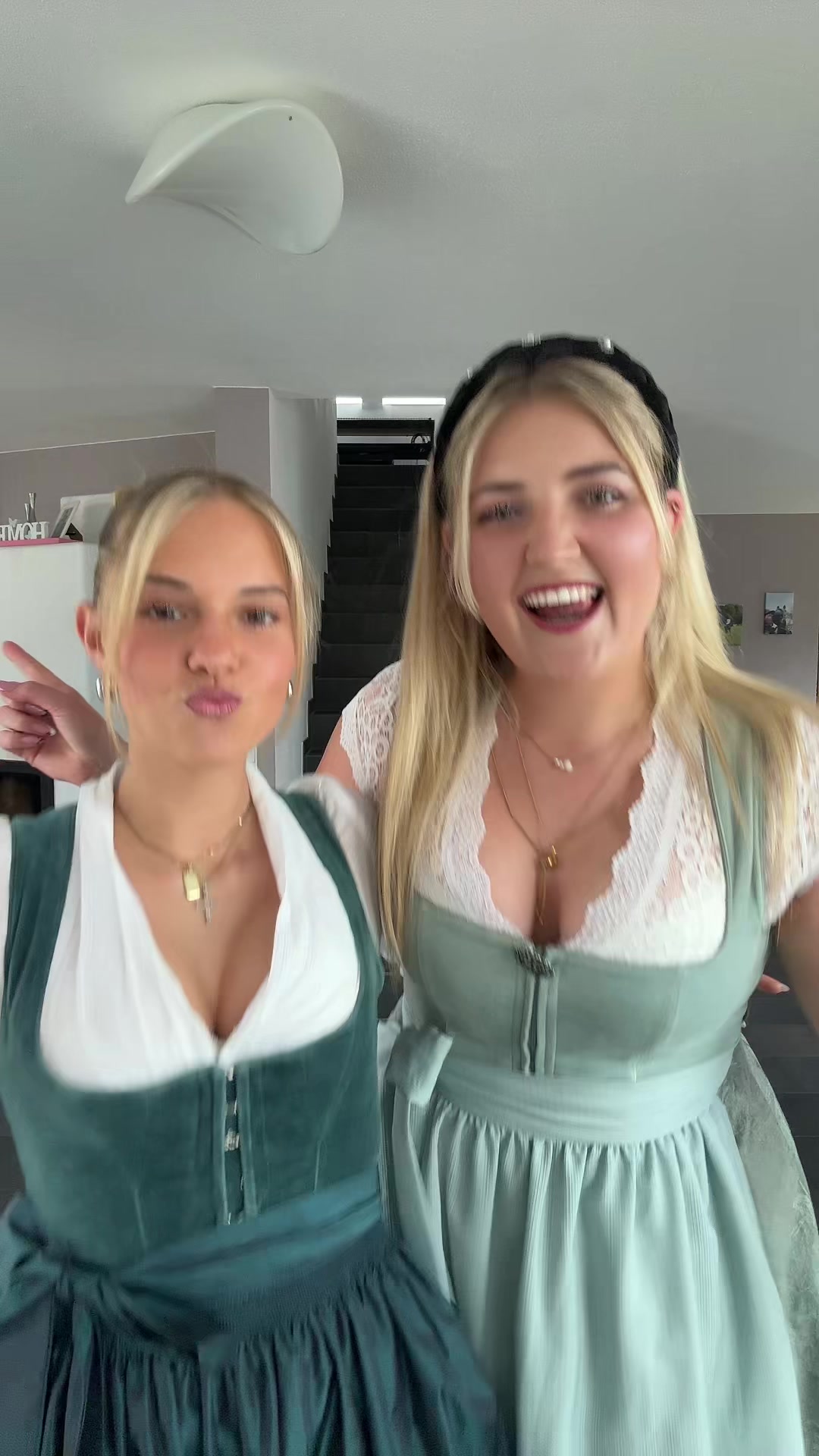 @mialo233
