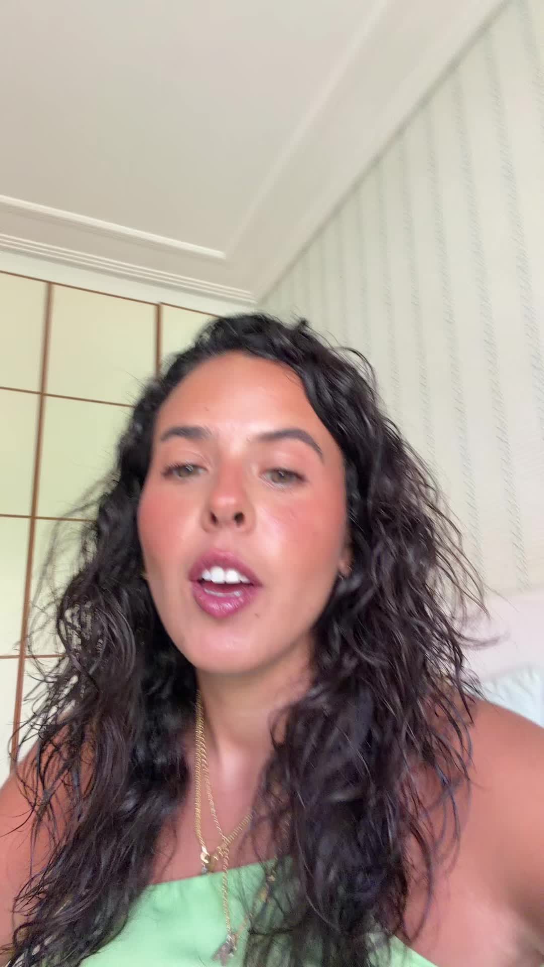@nenas teixeira