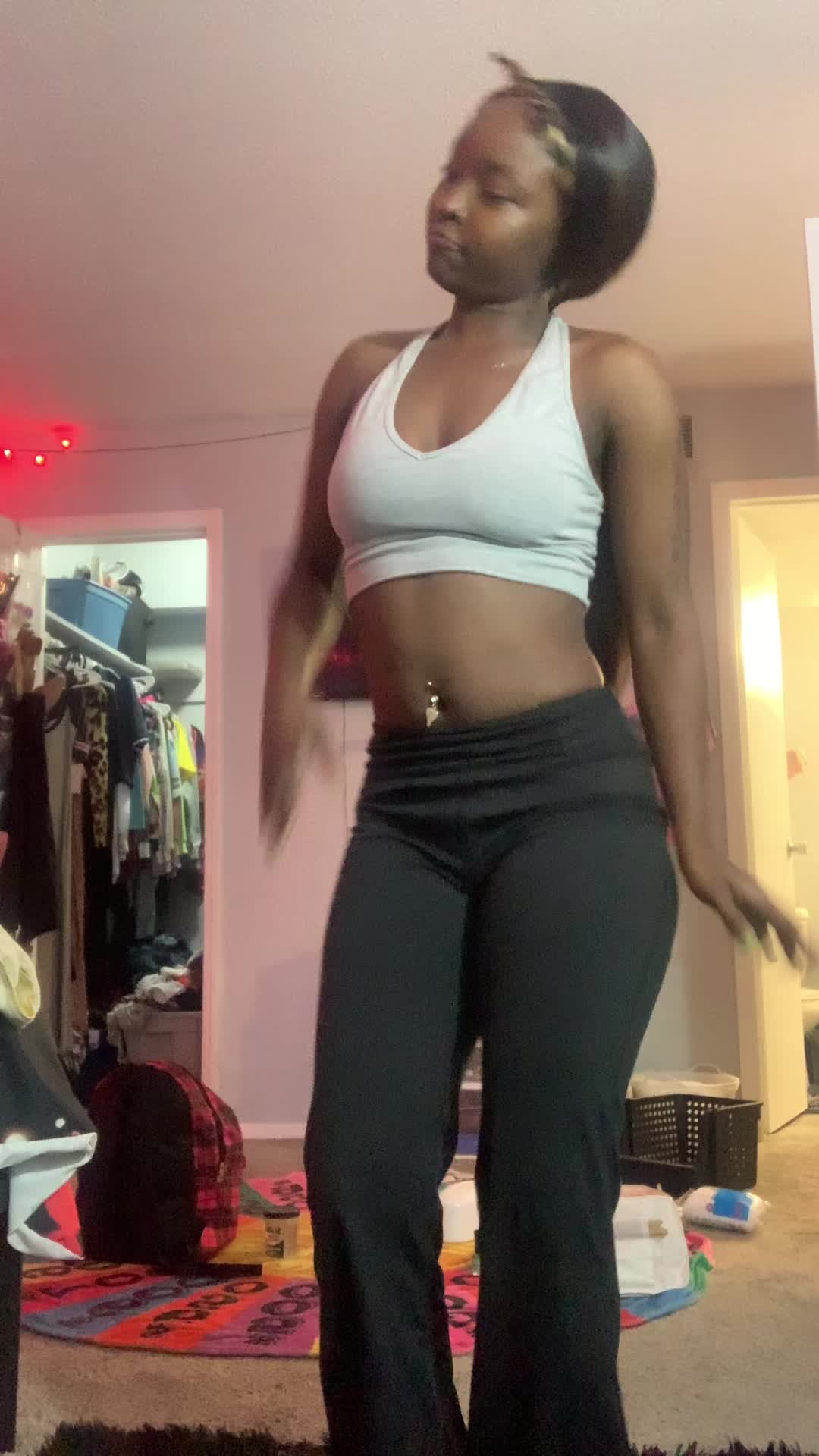@Kjones_dancer