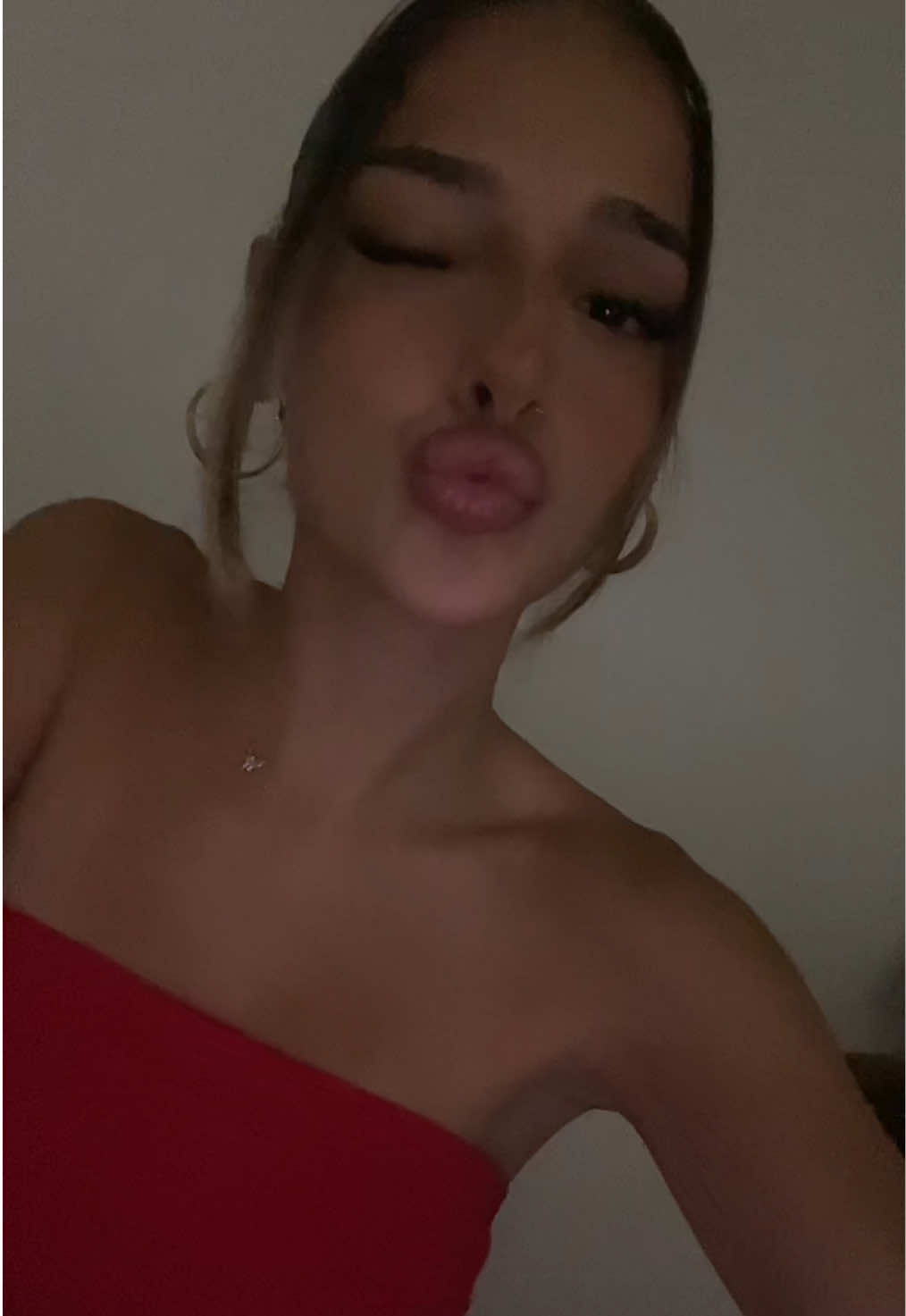 @𝐟