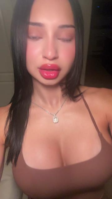 @Adrianaaa