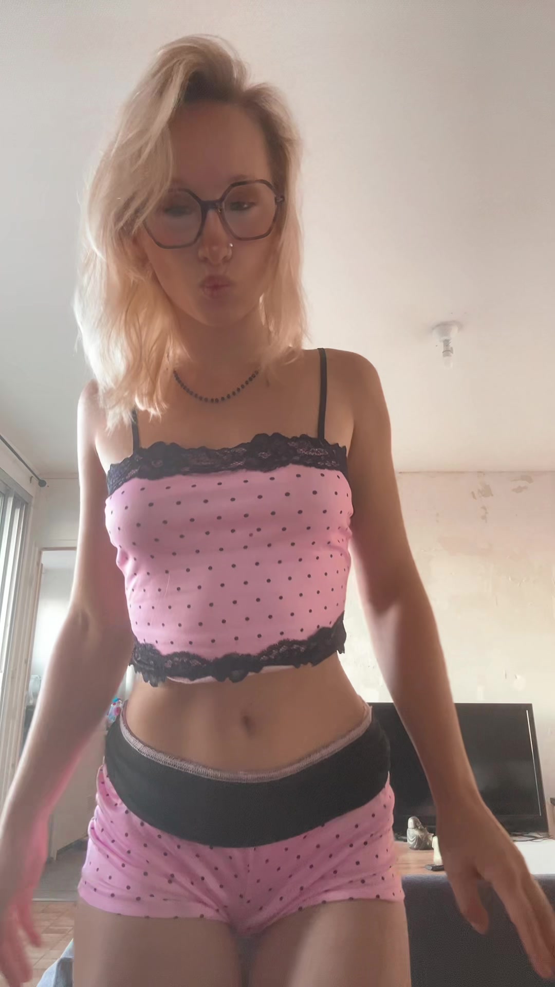 @emaelie