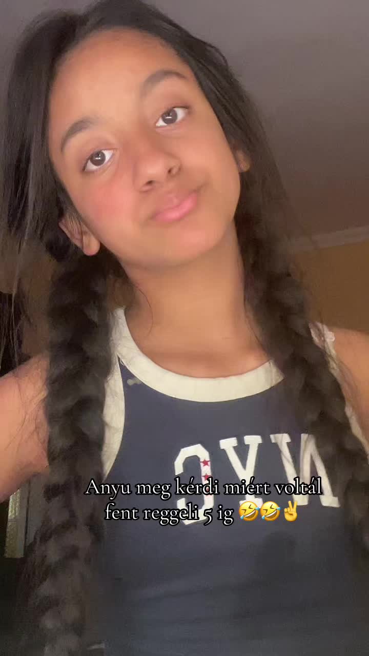 @👸🏾A kir&aacute;lynő amina👸🏾