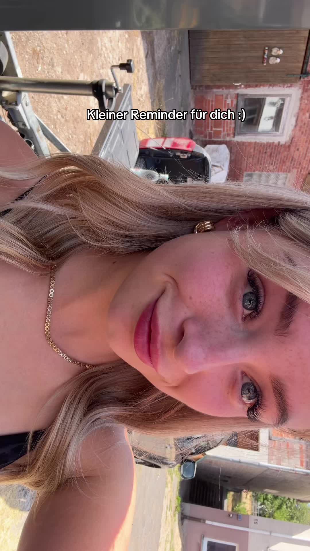 @Annikaleibold