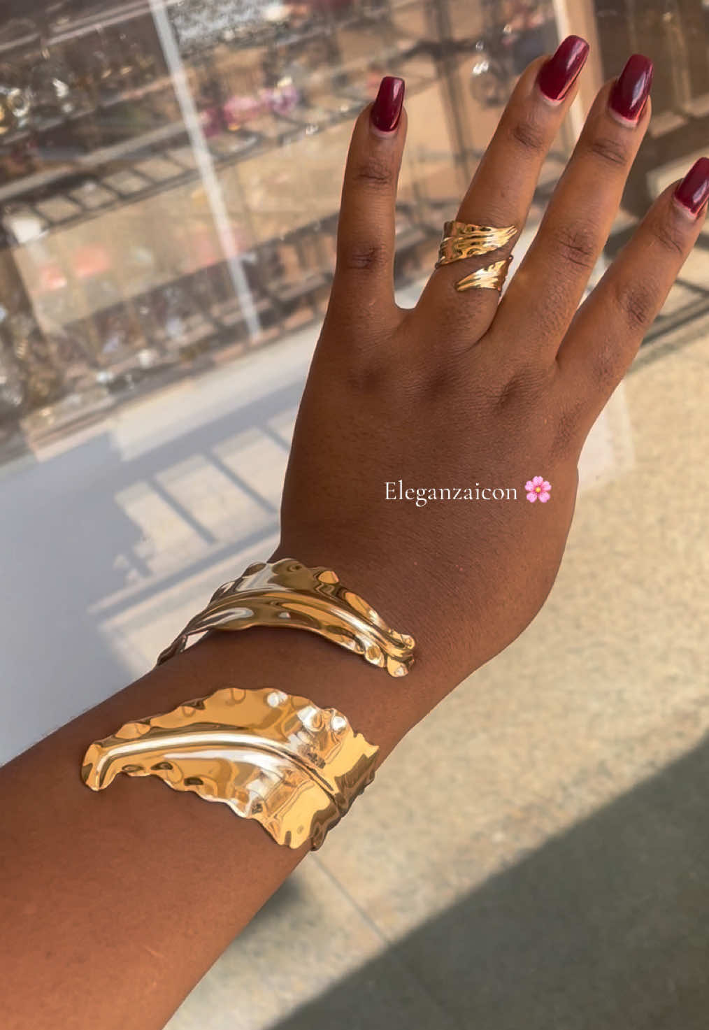@ELEGANZAicon-jewelry/bag/heels