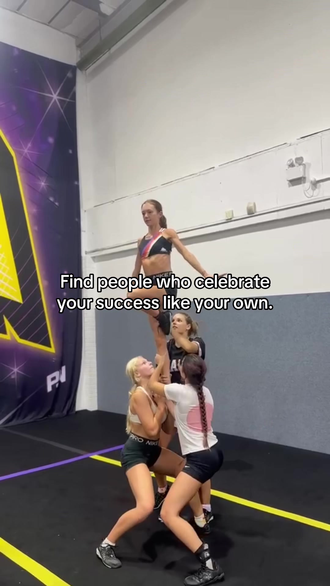 @Ella✪