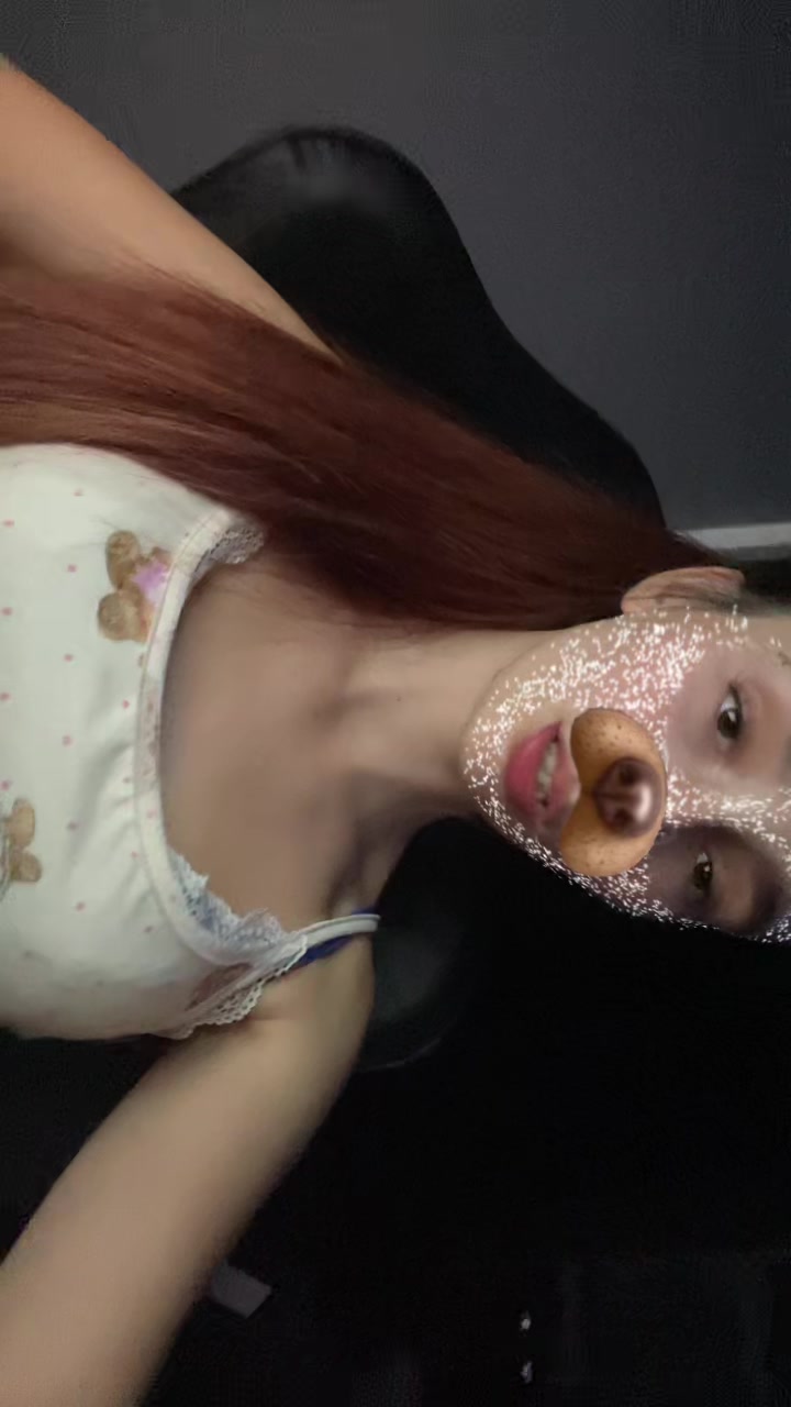 @Ella