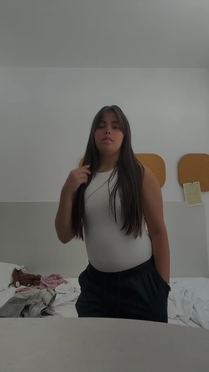 @Rosy_09