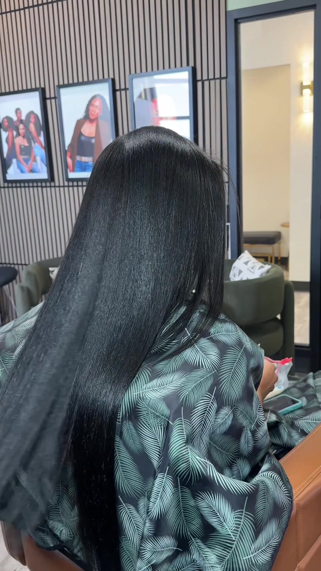 @TrueEssence_BeautyLounge