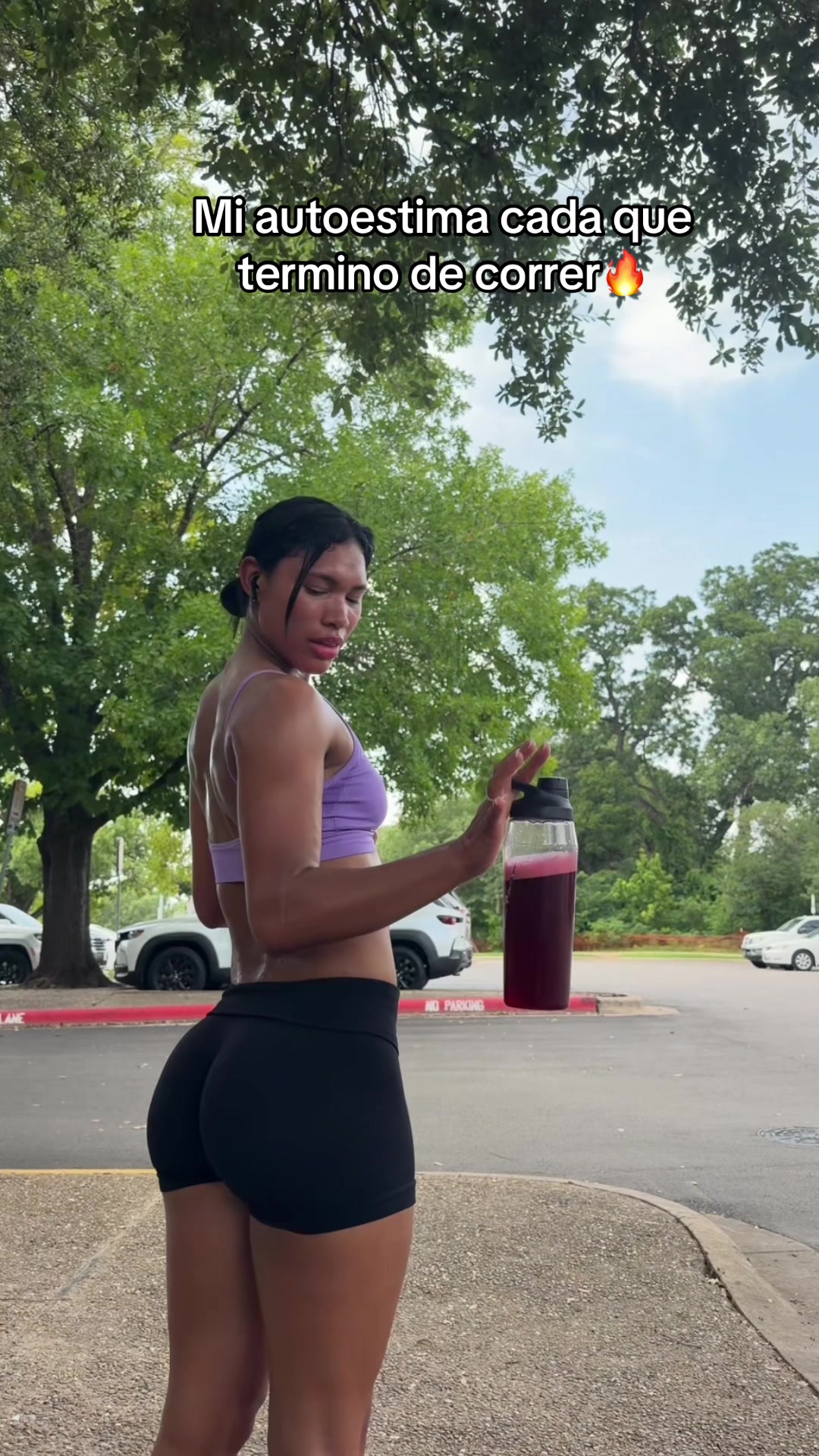 @Lia María 🍑🤎