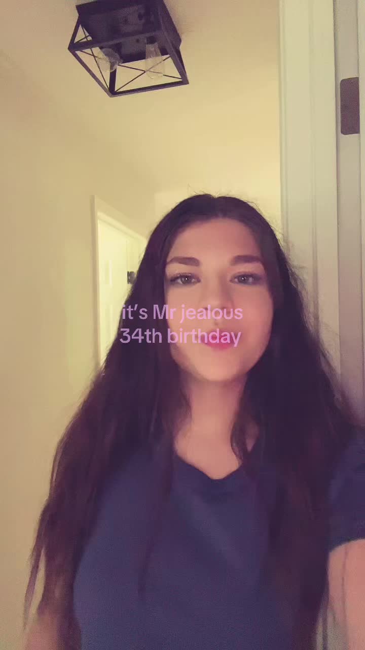 @I Z Z Y ౨ৎ🎶💌🪩💋