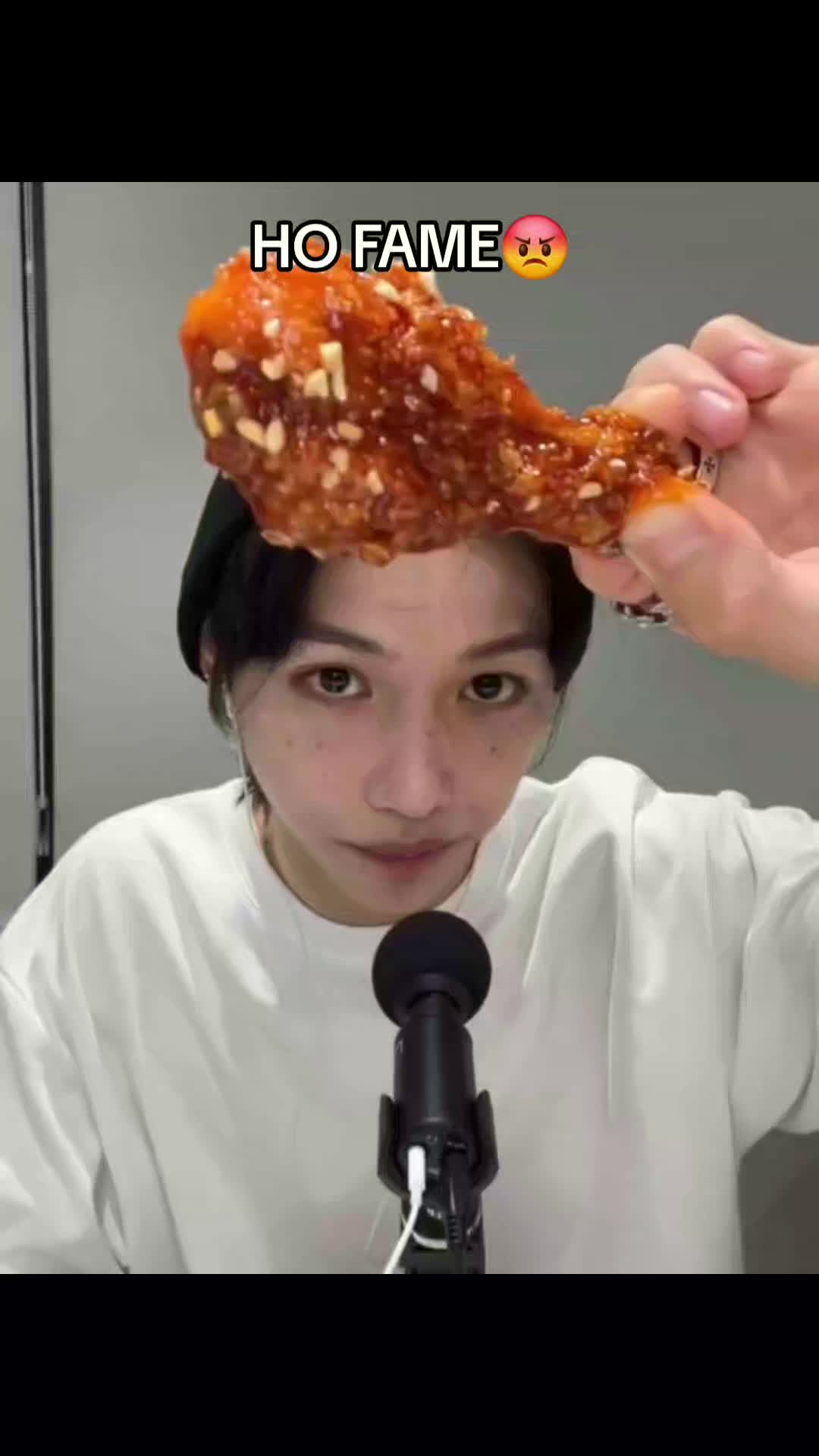 @Lesbian Felix
