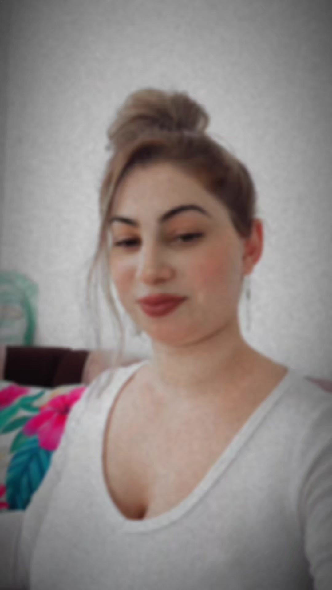 @zuhra23
