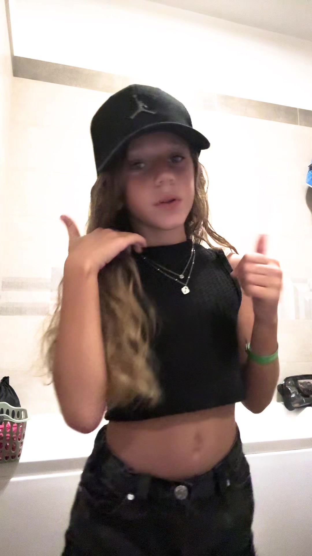 @✌️💋