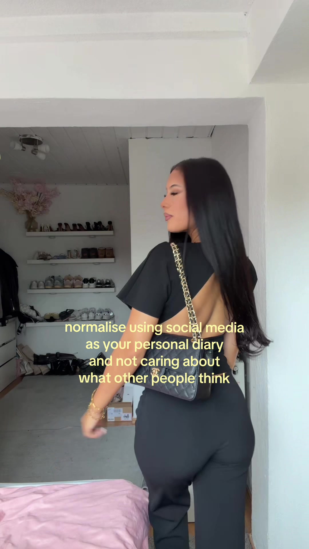 @monaa