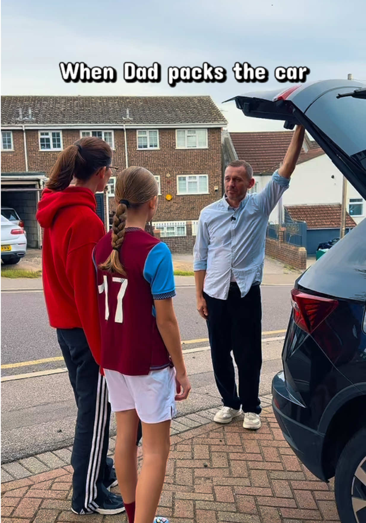 @Daisy does Football
