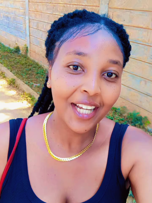 @Charlotte_Mbugua