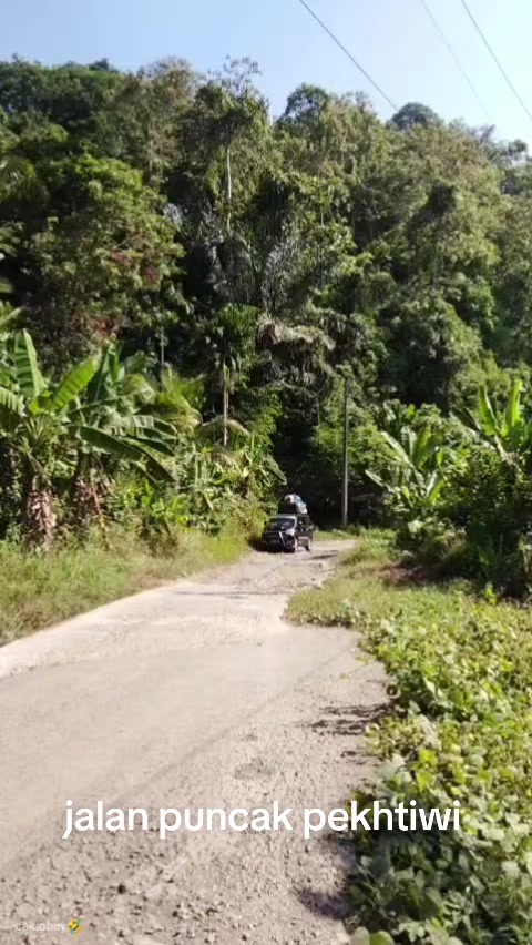 @YANTO TREVEL