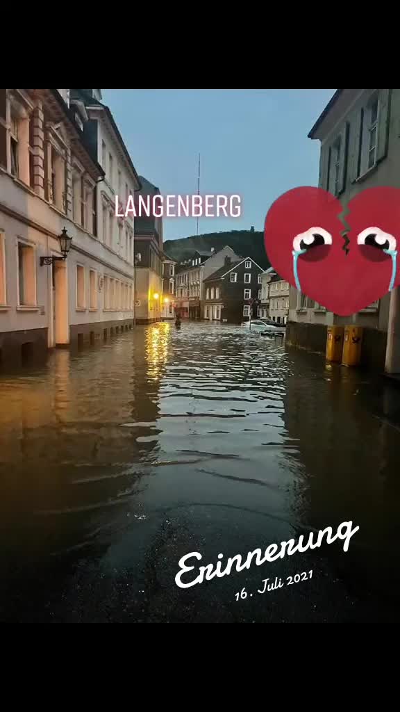 @_Nina_Koenig
