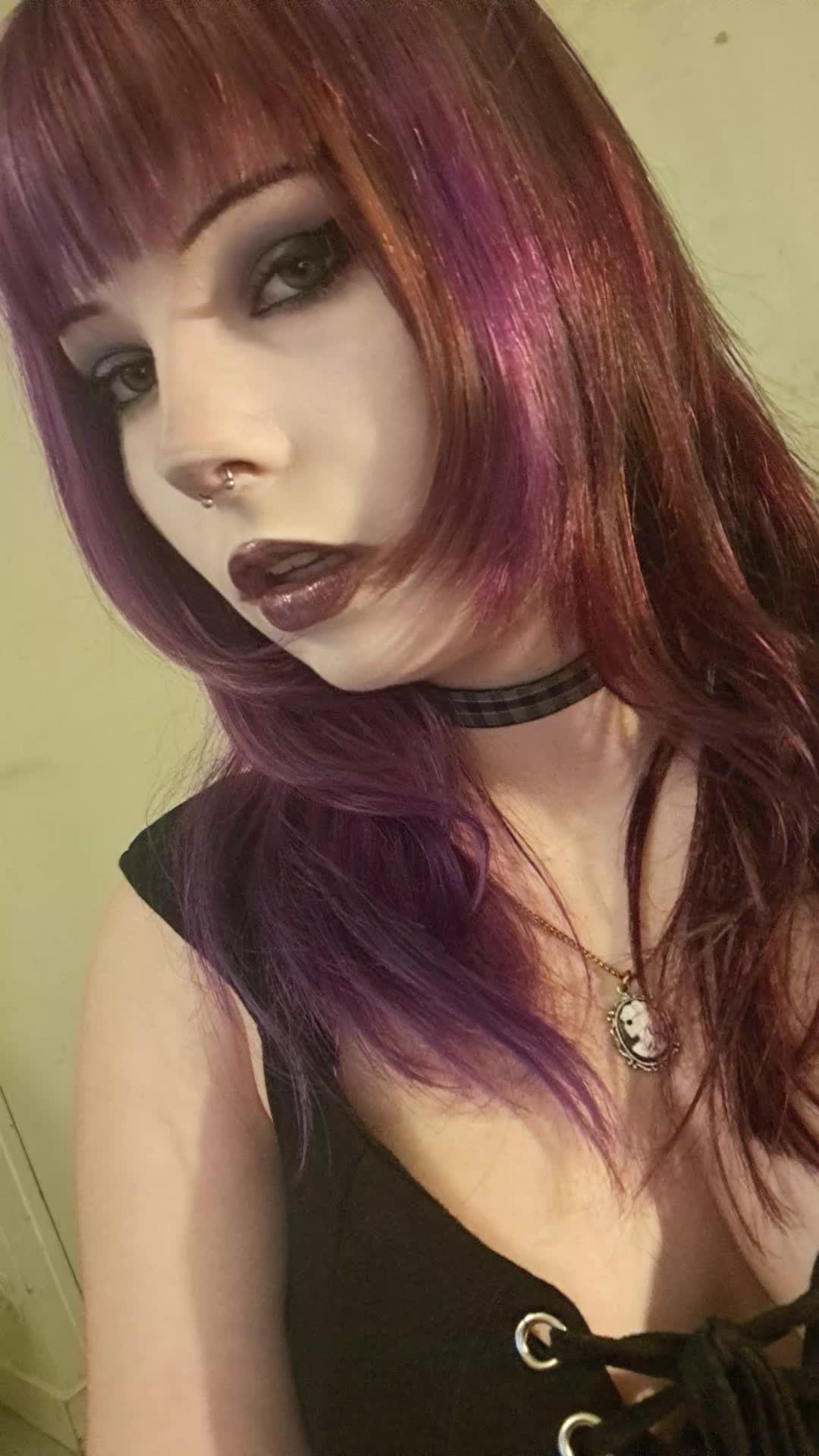 @༺☥༻