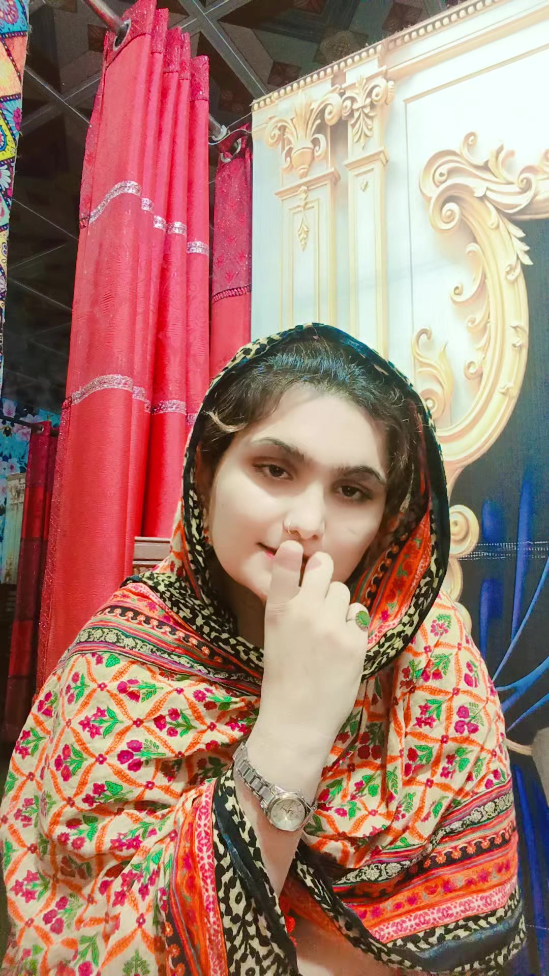 @Chahat❤️