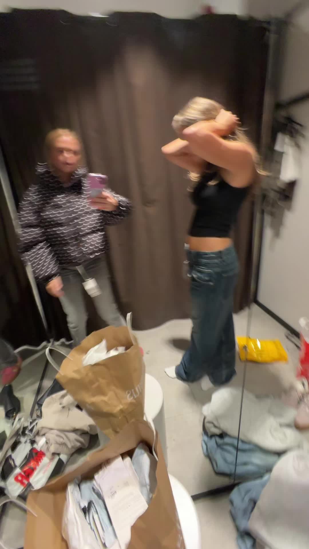 @Babezzzz🥂🥂🥂